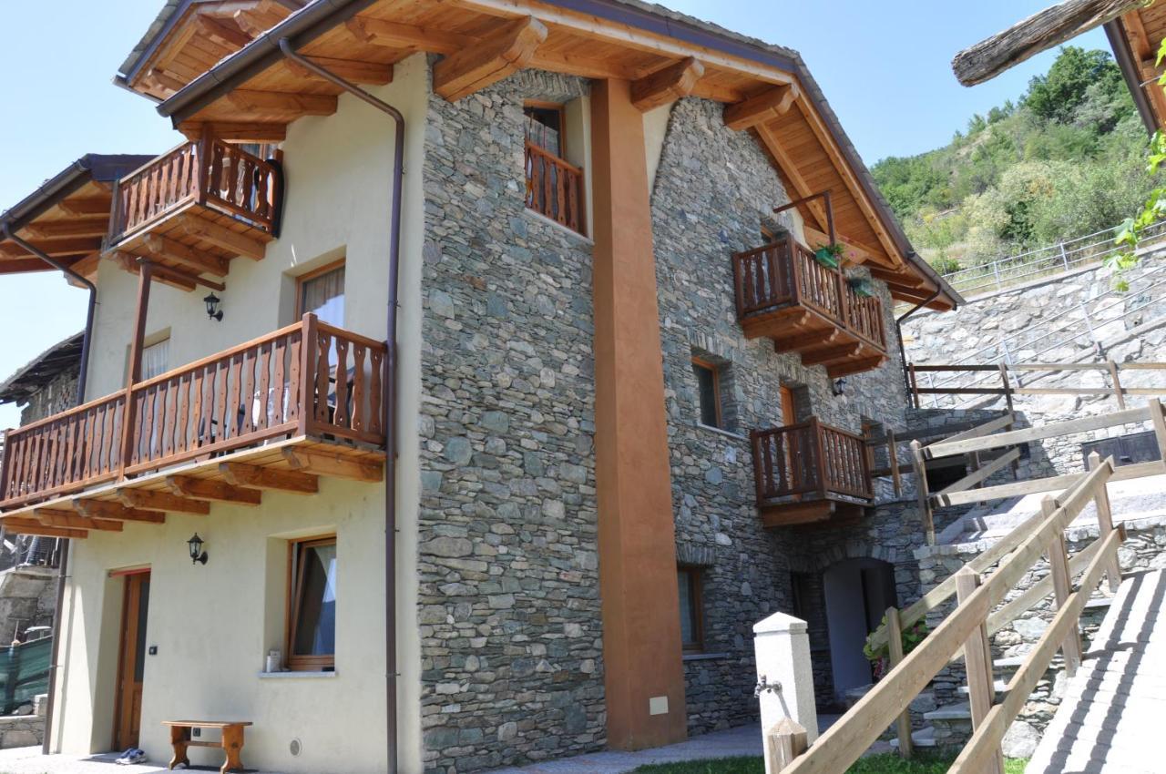 Casa Alpina - Sarre Apartment Aosta Ngoại thất bức ảnh
