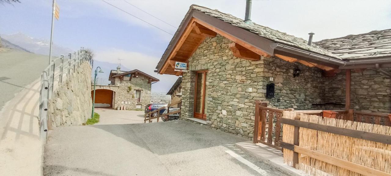 Casa Alpina - Sarre Apartment Aosta Ngoại thất bức ảnh