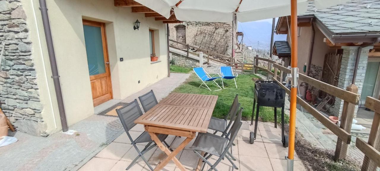 Casa Alpina - Sarre Apartment Aosta Ngoại thất bức ảnh